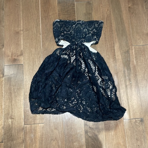 Sky cut out mini dress xs - Picture 3 of 7